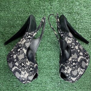 Giuseppe Zanotti Black Cream Lace Peep Toe Slingback Platform High Heels 38.5